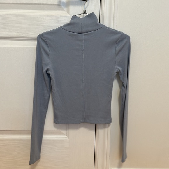 Wilfred turtle neck - small - Picture 2 of 2